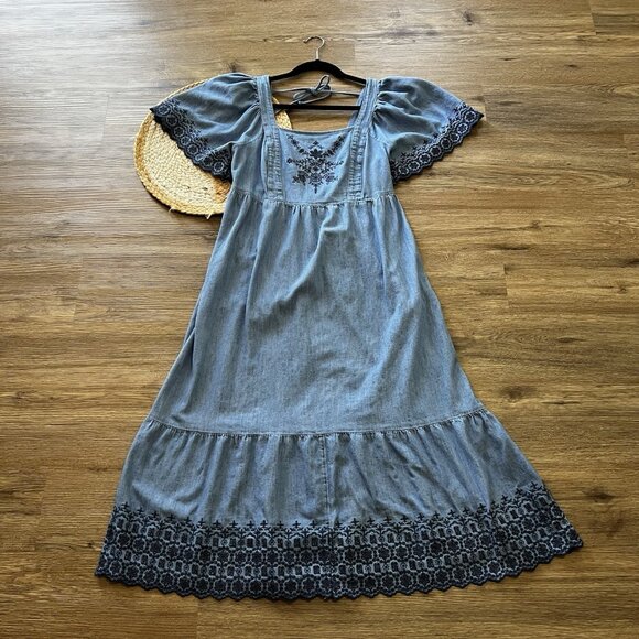 OLD NAVY Flutter-Sleeve Tie Back Chambray Midi Dress - Picture 1 of 10